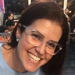 Meet your Posher, Adriana